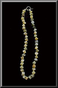 Labradorite Diamond Cut Necklace.
