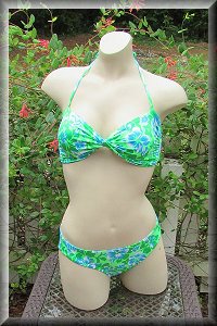 Wowie Maui Bikini Set.